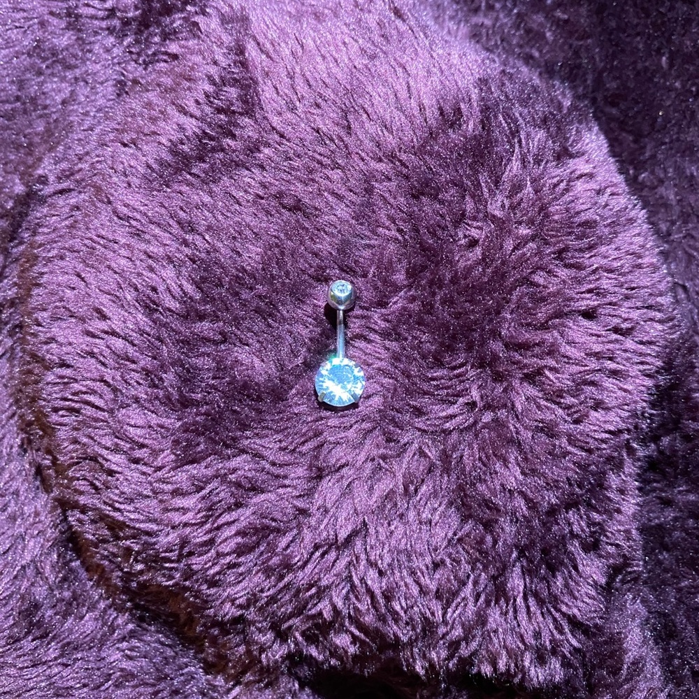 Diamond belly button ring